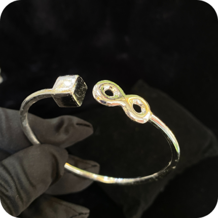 Infinite Braclet